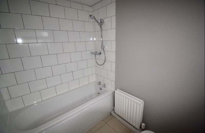 Bathroom1-800x519.jpg